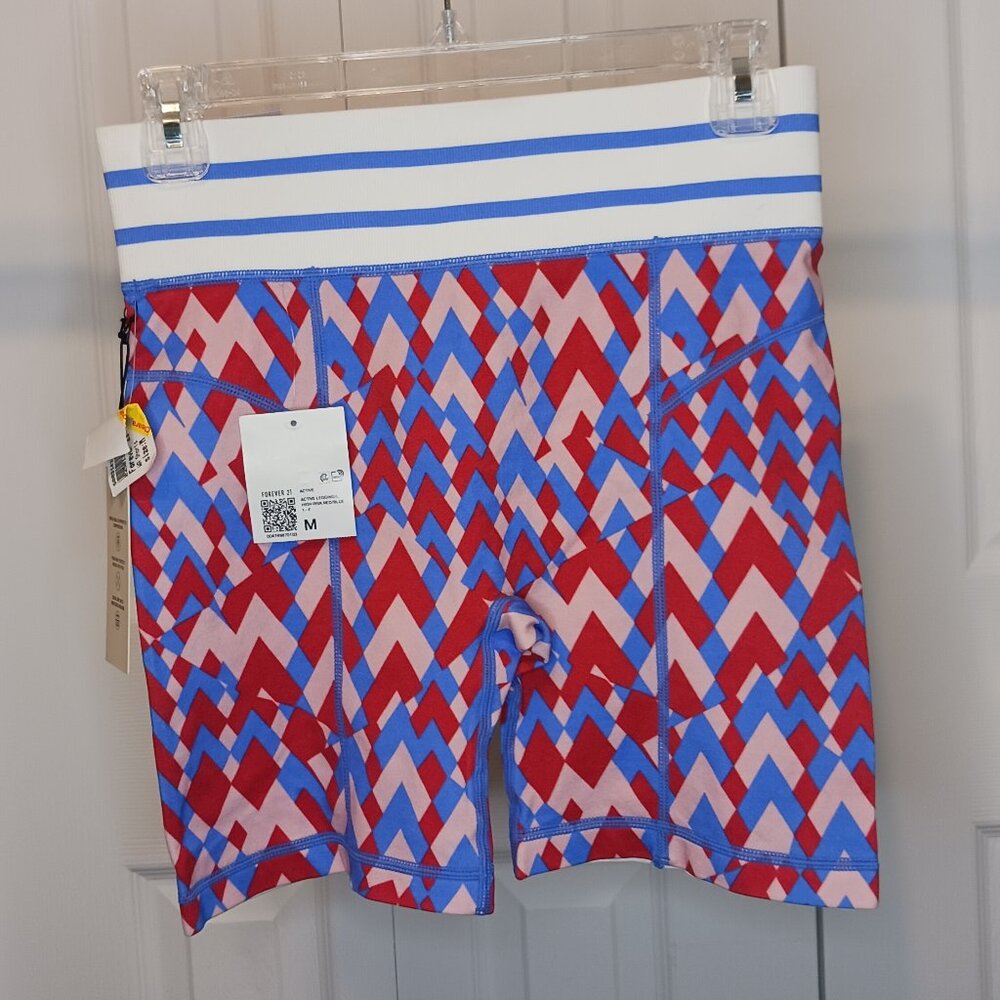 #310 3/$18 - NWT Forever 21 Pink/Red High-Rise Biker Short Size Medium